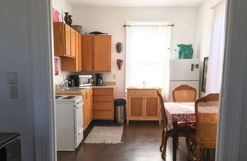 Marquette Apartment | DOWNTOWN MARQUETTE. WALK TO PUBS & RESTAURANTS BLOCKS FROM THE HARBOR AND NMU