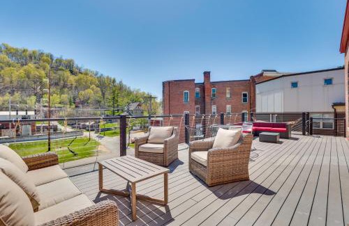 McGregor Apartment | Downtown McGregor Condo with Restaurant On-Site!