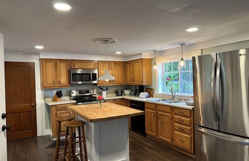 Meredith House | Downtown Meredith Village Cape