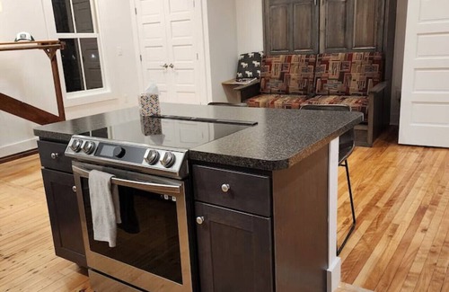 Middlebury Apartment | *Downtown Middlebury Waterfall Studio Apartment*