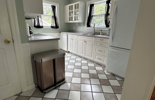 Midland House | Downtown Midland, walking distance to Dow Gardens, Tree Canopy and Main Street