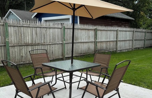 Midland House | Downtown Midland, walking distance to Dow Gardens, Tree Canopy and Main Street