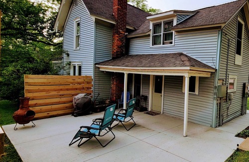 Milford House | Downtown Milford , great location