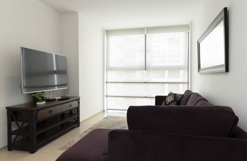 zona dos extendida Apartment | Downtown Querétaro Apartment. Large space with style and comfort