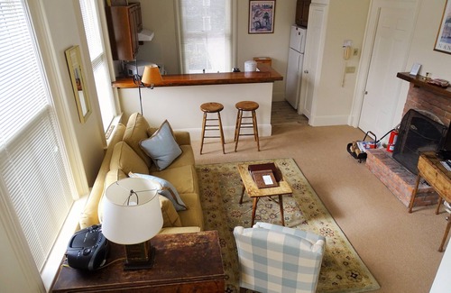 Nantucket Town Apartment | DOWNTOWN NANTUCKET APARTMENT