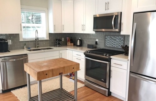 Napa House | Downtown Napa Bungalow on Historic Fuller Park