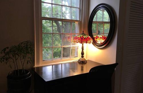 College Hill Apartment | Downtown, Near RISD & Train, Walk Everywhere