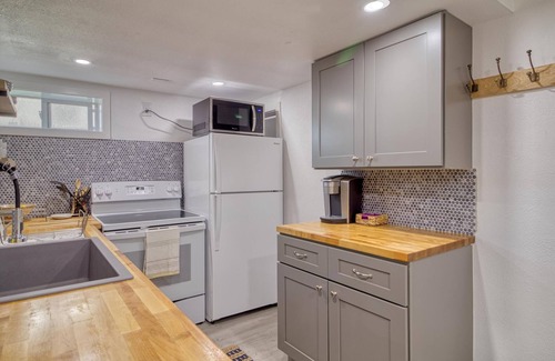 Twin Falls Apartment | Downtown Oasis! 2 bedroom w/office