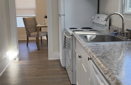 River District Apartment | Downtown One- Bedroom Apartment