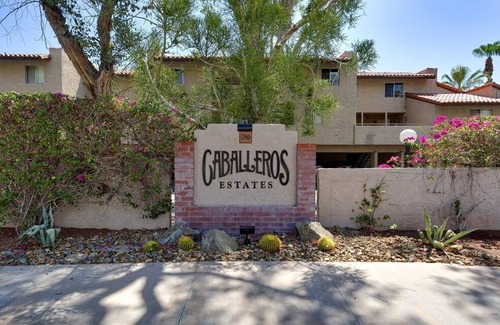 Baristo Condo | Downtown Palm Springs Gem