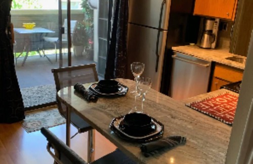 Whittier Condo | Downtown Pearl St. Sweet Retreat!