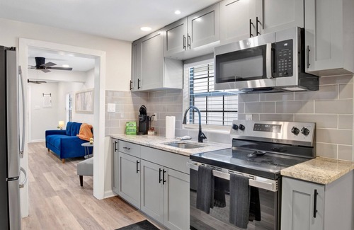 Old East Hill House | Downtown Pensacola-Alcaniz Cottage