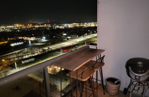Downtown Tulsa Condo | Downtown Penthouse River View