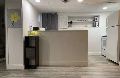 Plymouth House | Downtown Plymouth Oasis!