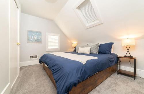 Portsmouth Apartment | Downtown Portsmouth 2 Bedroom 2 King Beds