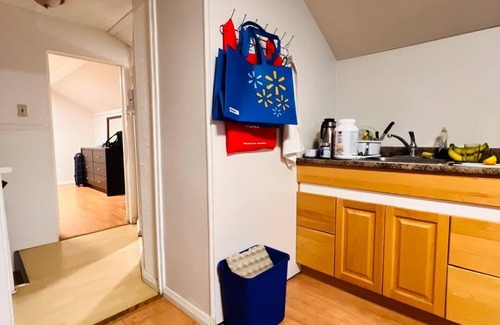 Medicine Hat House | Downtown Private Loft
