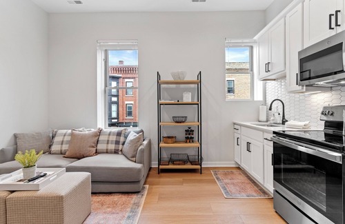 Historic Downtown Racine Apartment | Downtown Racine Charmer
