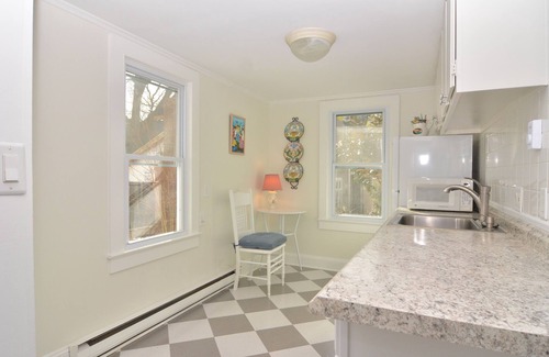 South Rehoboth House | Downtown Rehoboth Beach 1.5 Blocks to the Beach Sleeps 19 w/Parking