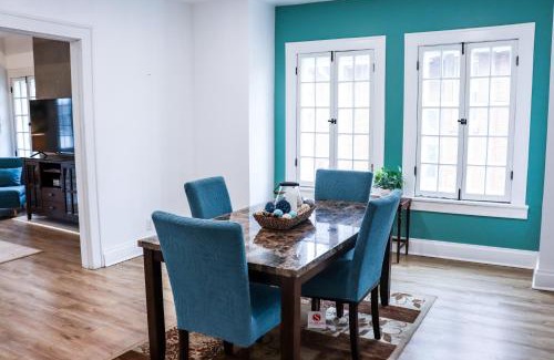 Livingston Park Apartment | Downtown Retreat - 2BR Oasis