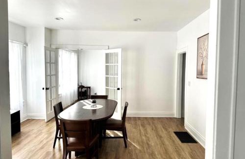 Livingston Park Apartment | Downtown Retreat - Cozy First Floor