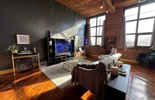 Detroit Apartment | Downtown: River Views & Vintage Vibes