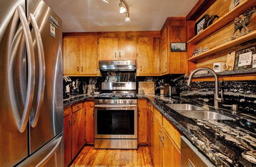 Estes Park Cottage | Downtown Riverside Cabin - Enjoy staying on the river in downtown Estes Park