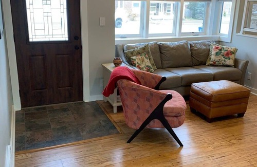 Rockford Apartment | Downtown Rockford Duplex
