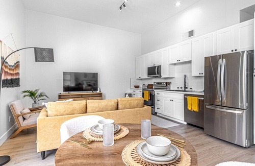 Marina District Condo | Downtown San Diego Oasis