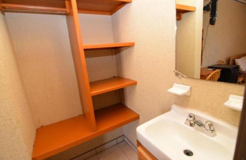 Primera Seccion House | Downtown San Felipe Studio 2 Free WiFi and Cable TV