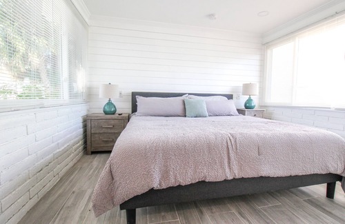 Downtown Condo | Downtown Sarasota, Speakeasy