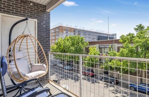 Rio Grande Apartment | Downtown SLC Apartment - King Bed - Gym - Smart TV
