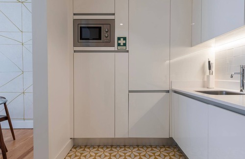 Santa Maria Maior Apartment | Downtown Sleek Apartment by LovelyStay