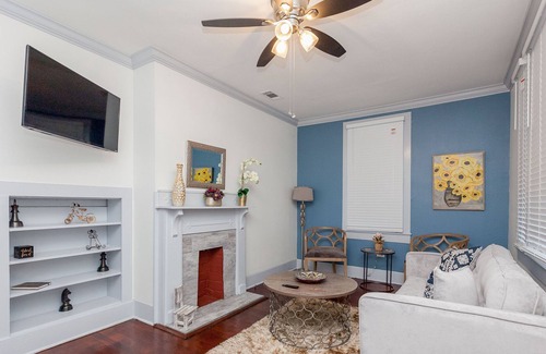 Spanish Town Historic District House | Downtown/Spanishtown Bella's Historic House