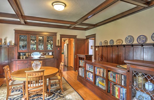 Glenwood Springs House | Downtown Spring Cottage