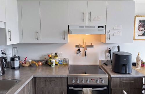 Quartier des Spectacles Condo | Downtown Studio Berri-UQAM Renovated