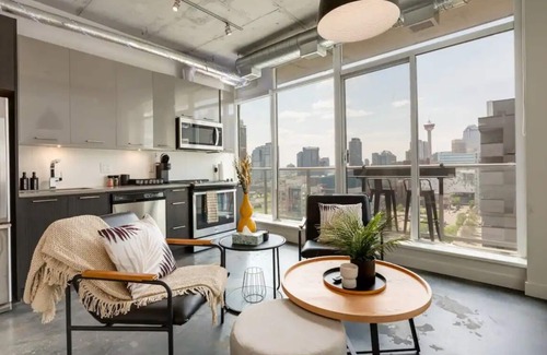 Victoria Park Condo | Downtown Studio Loft – Steps from Stampede Park