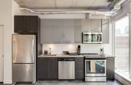 Victoria Park Condo | Downtown Studio Loft – Steps from Stampede Park
