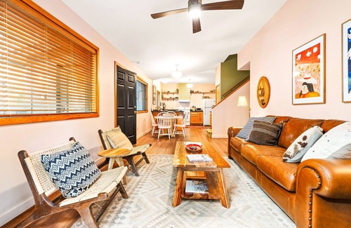 Sandpoint House | Downtown Stylish Townhome w/Sauna & HotTub!