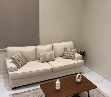Medina Apartment | Downtown suite 7 Mins Drive to Al Masjid Nabwi