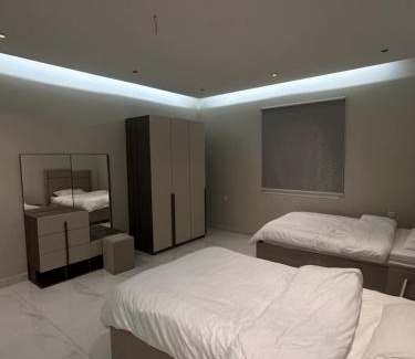 Medina Apartment | Downtown suite 7 Mins Drive to Al Masjid Nabwi