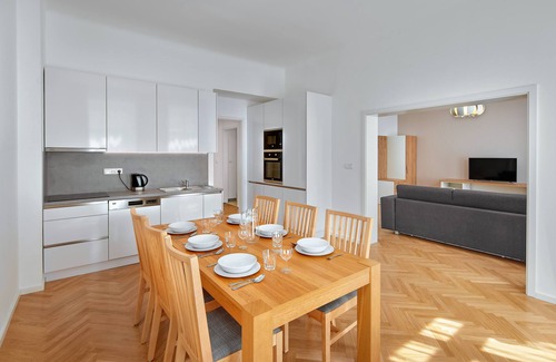 Vrsovice Apartment | DownTown Suites Kodanská