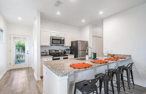 Tampa Heights House | Downtown Tampa Walk to Restaurants Renovated