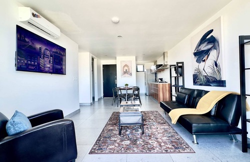 Tijuana Condo | Downtown Tijuana 1BR Suite Avenida Revolucion 904