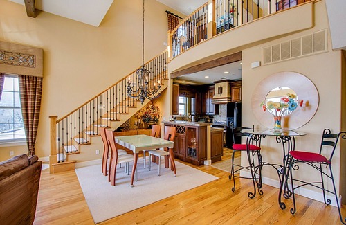 Central Colorado Springs House | Downtown Townhouse | Rooftop Patio | Pet Friendly
