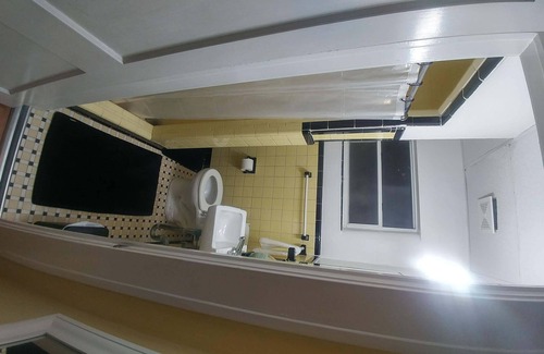 Tallahassee House | Downtown Tucked Away 1/1 Guesthouse