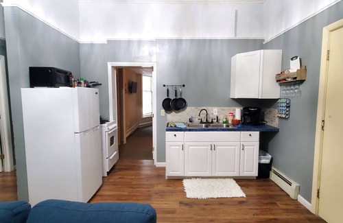 Auburn House | Downtown, two bedroom, first floor, pet friendly