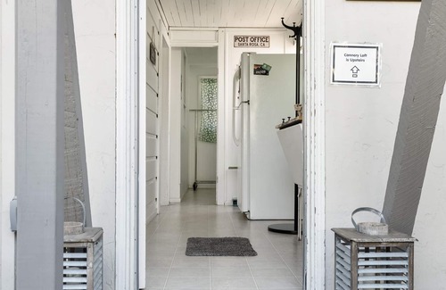 Santa Rosa Apartment | Downtown Urban Flat - 92 Walking Score