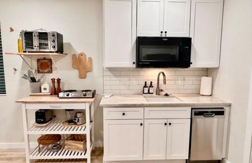 Prescott House | Downtown Urban Hideaway New Listing