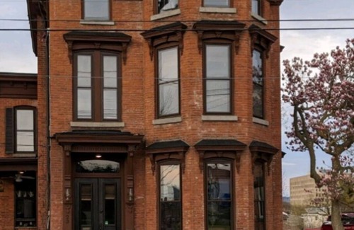 Utica House | Downtown Utica 1