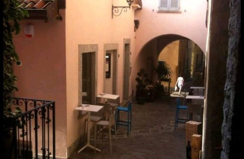 Varenna Apartment | Downtown Varenna - Historic Centre by villavistalago.it